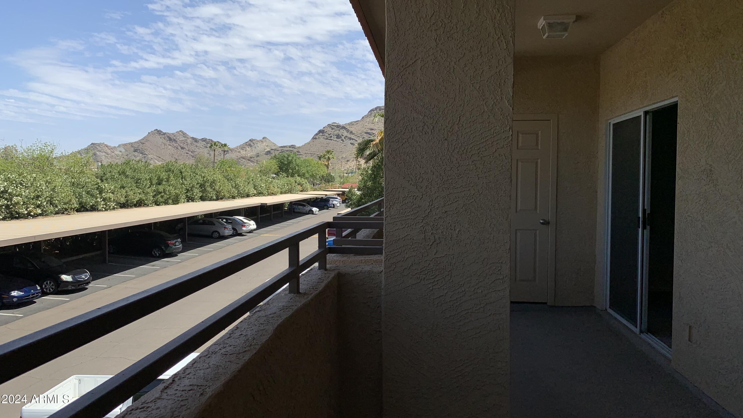 10410 N CAVE CREEK Road, 2100