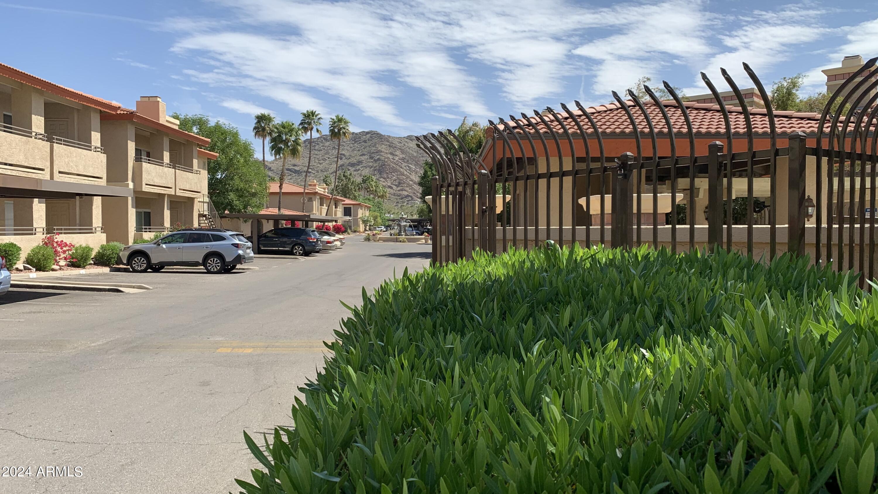 10410 N CAVE CREEK Road, 2100