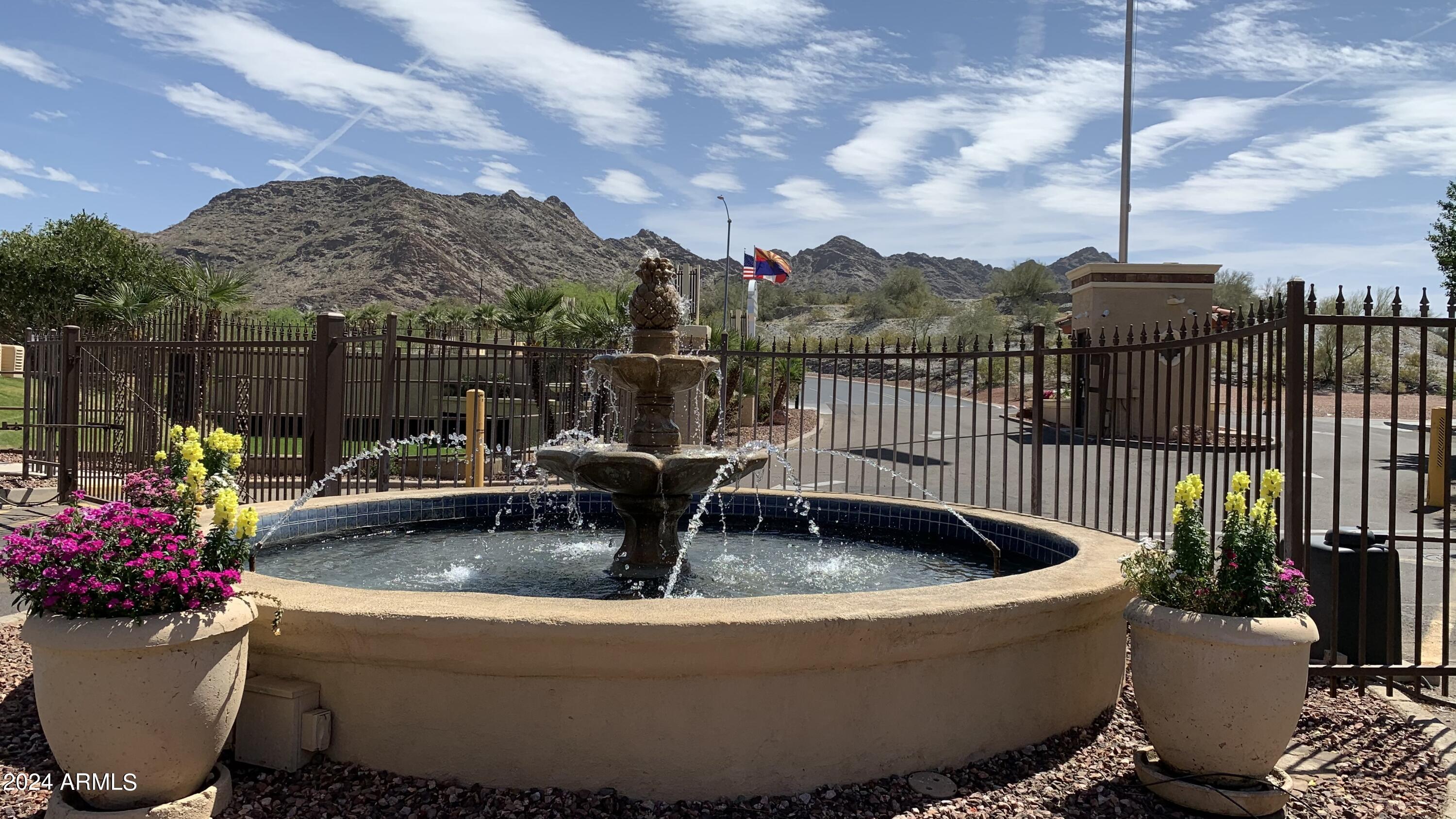 10410 N CAVE CREEK Road, 2100