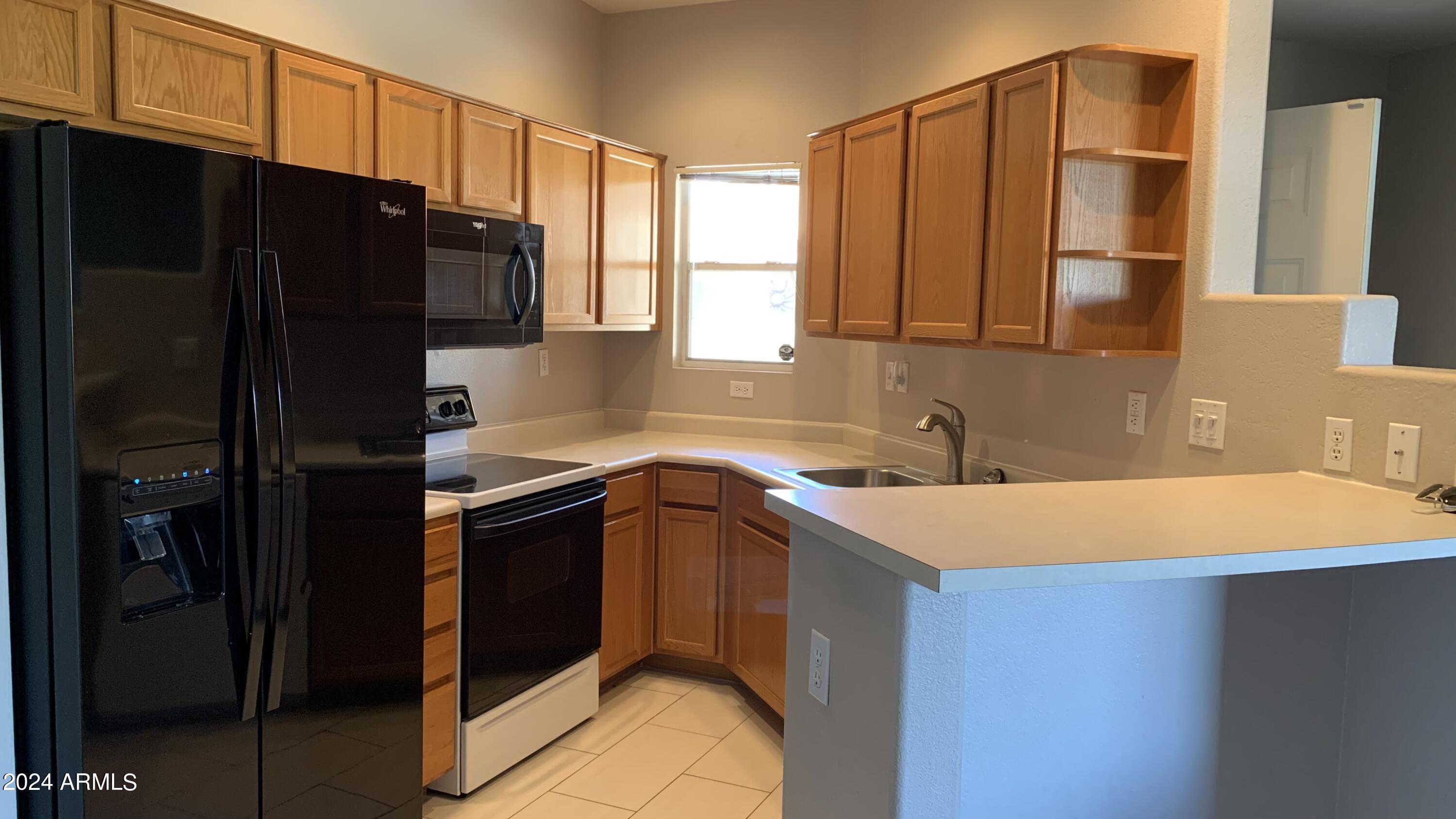 10410 N CAVE CREEK Road, 2100