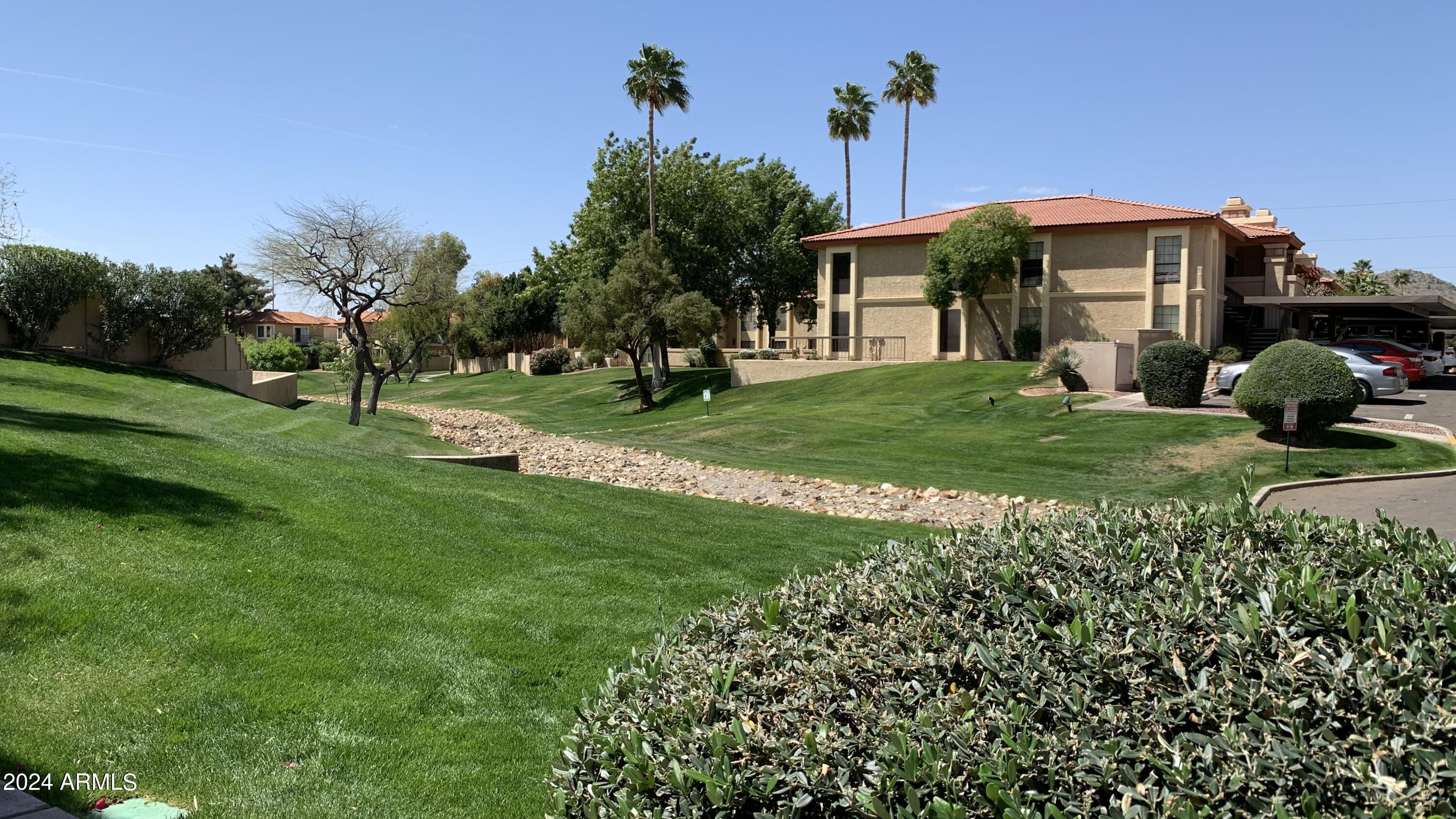 10410 N CAVE CREEK Road, 2100