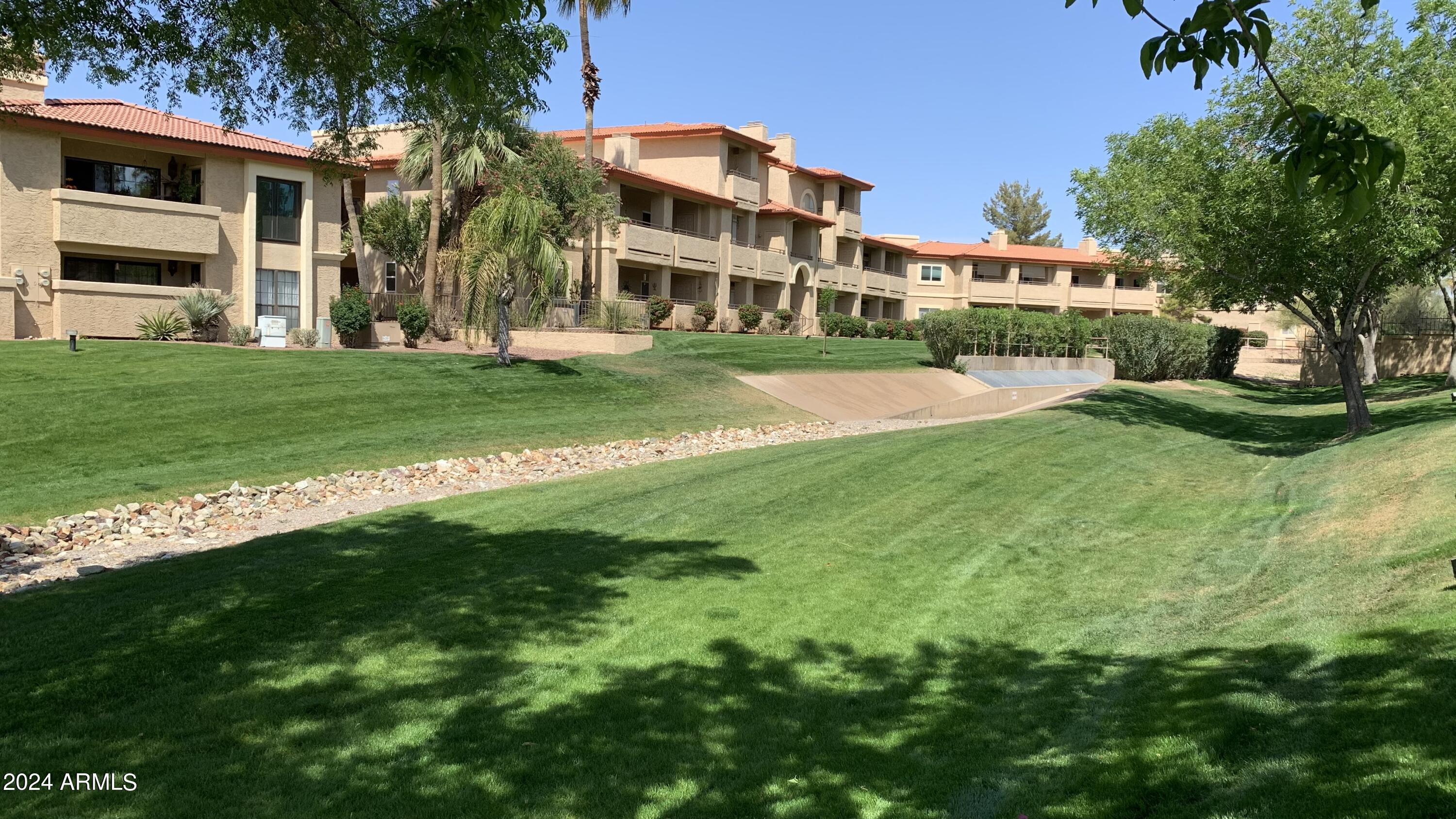 10410 N CAVE CREEK Road, 2100