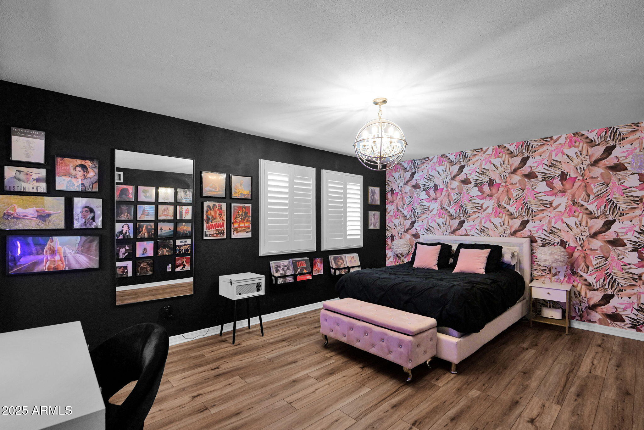 8466 E CHAPARRAL Road