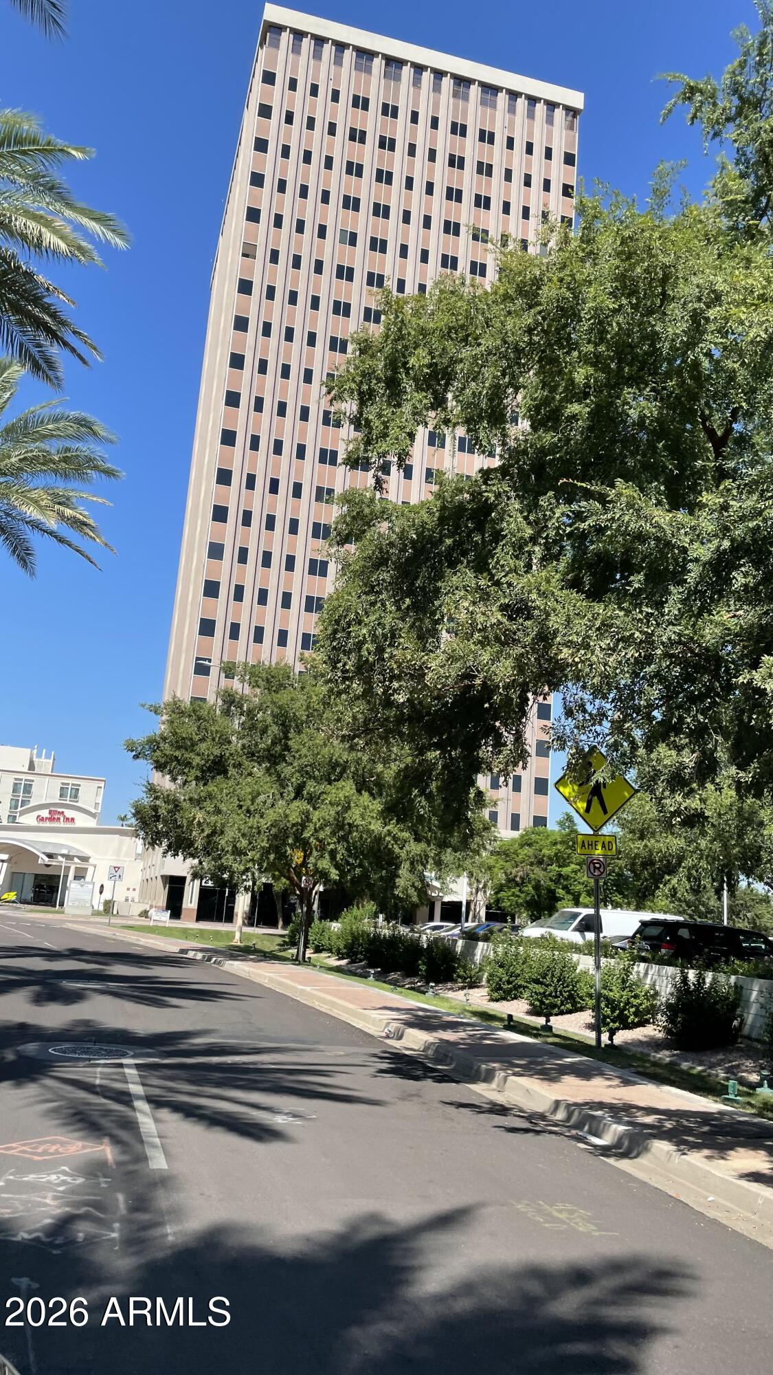 207 W Clarendon Avenue Unit 22C