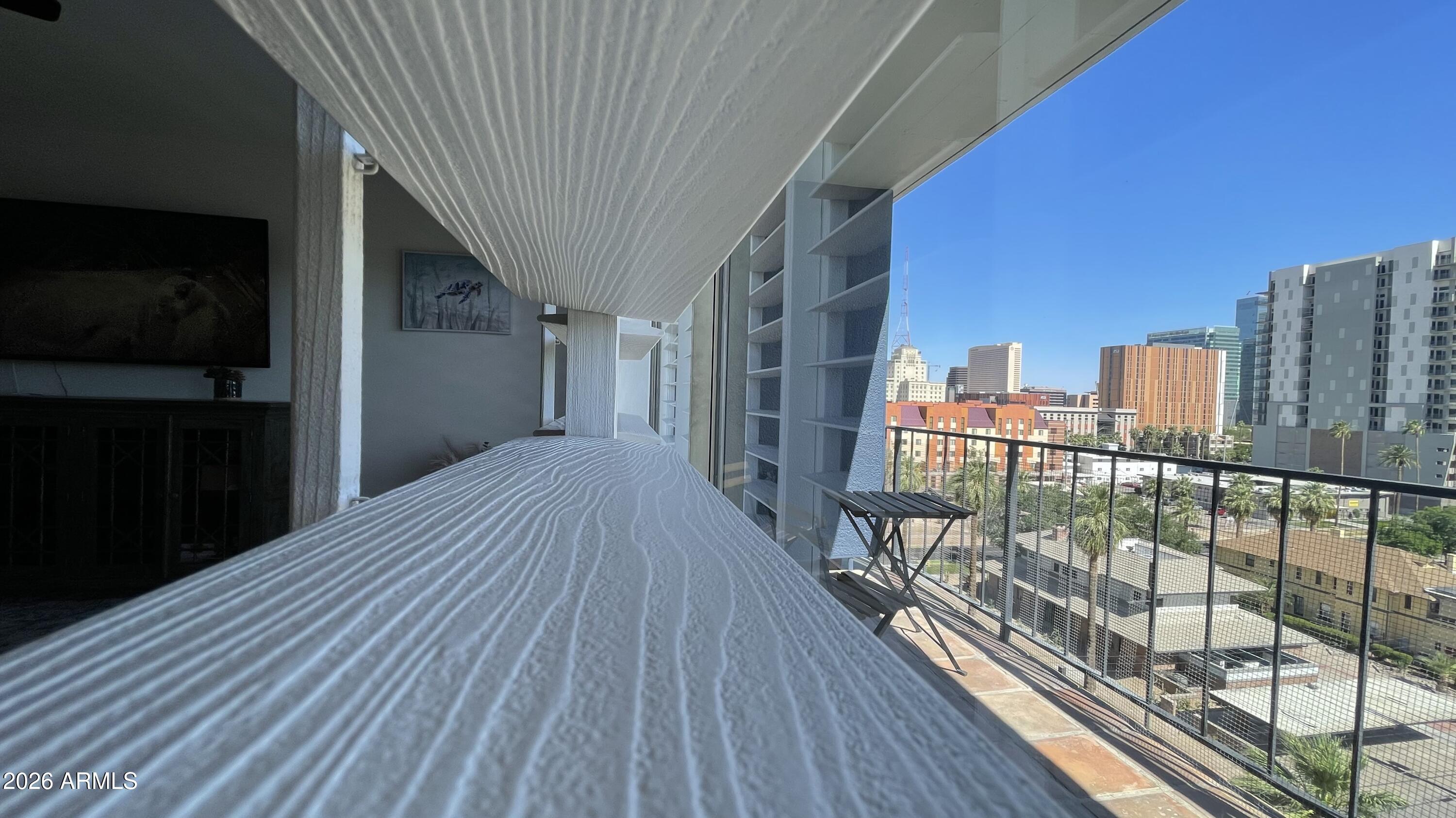 805 N 4TH Avenue N 804
