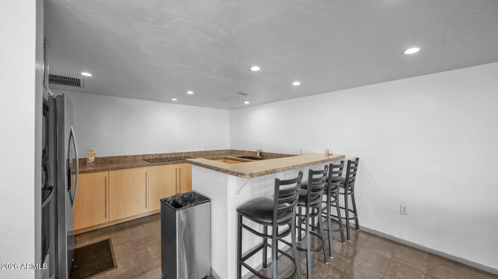 805 N 4TH Avenue N 804