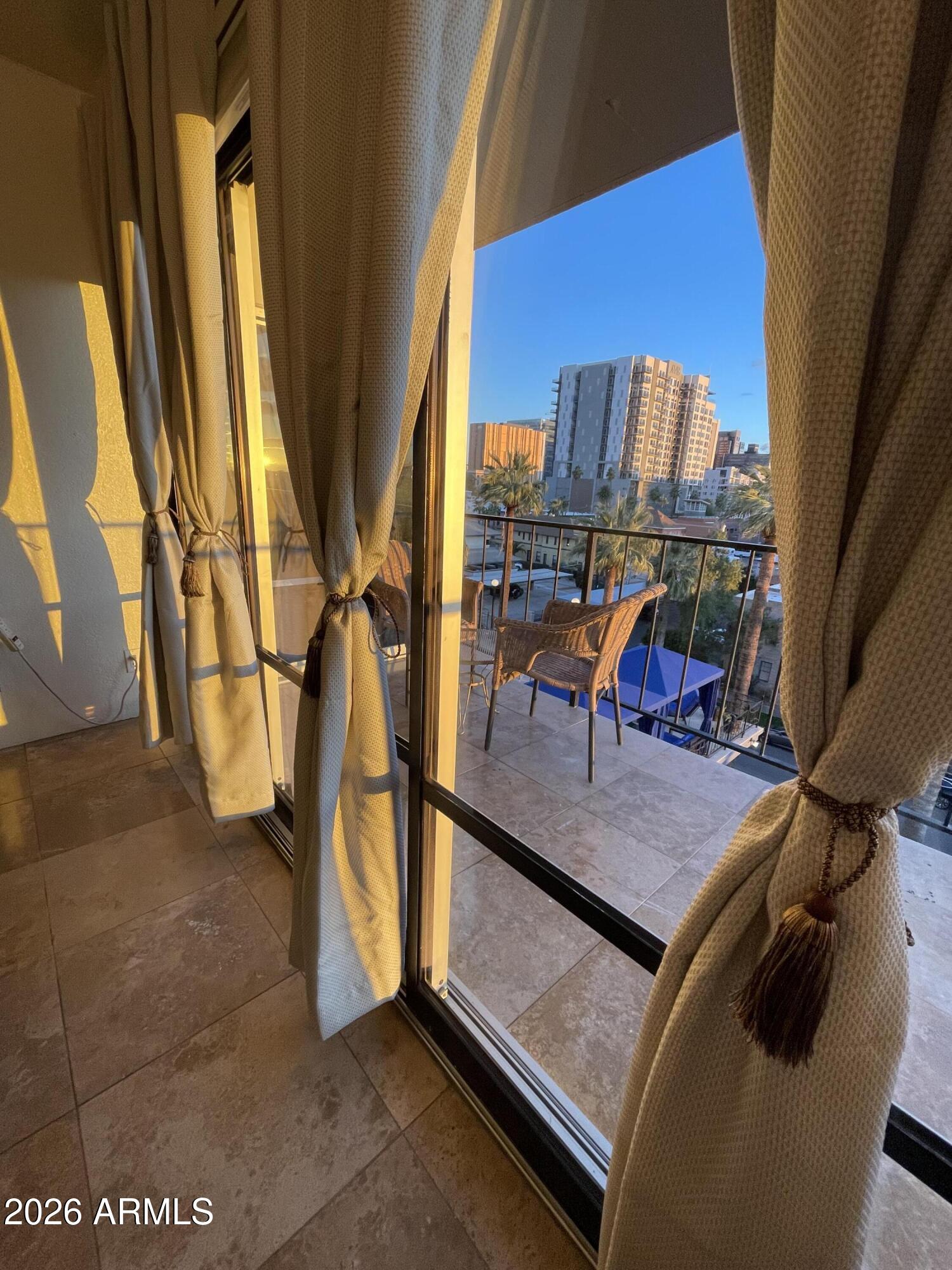 805 N 4TH Avenue 502