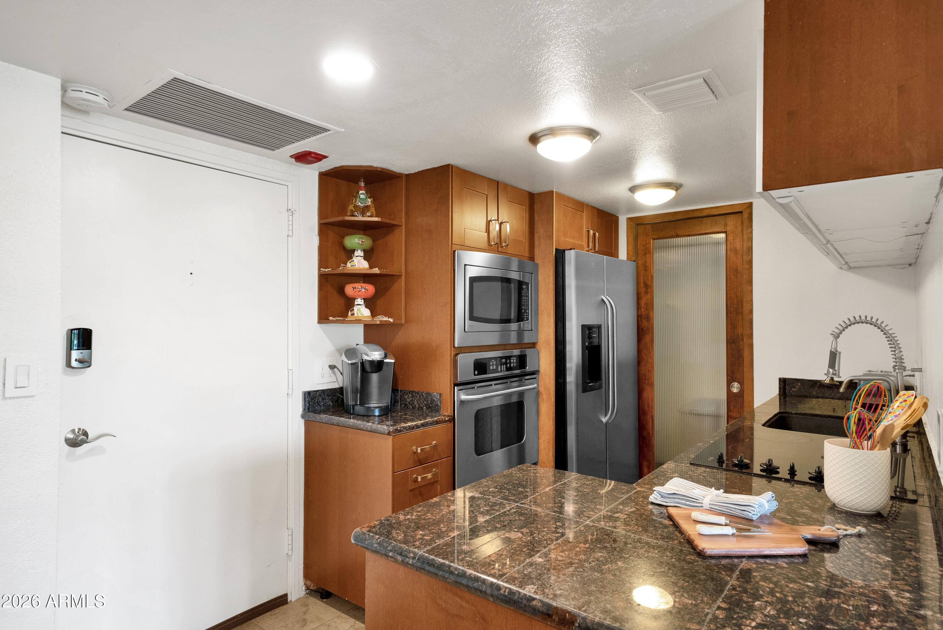805 N 4TH Avenue 502