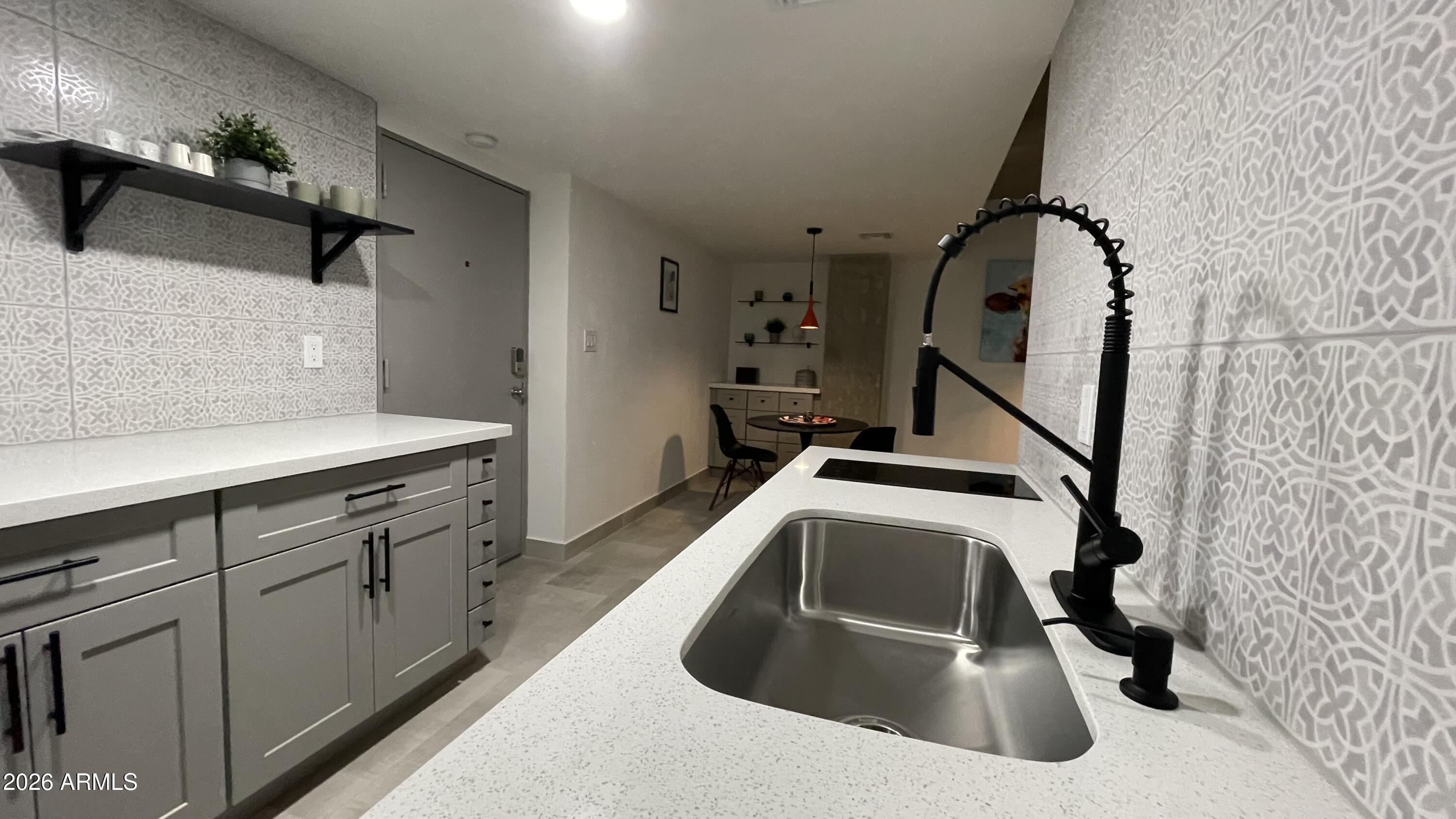 805 N 4TH Avenue 1008