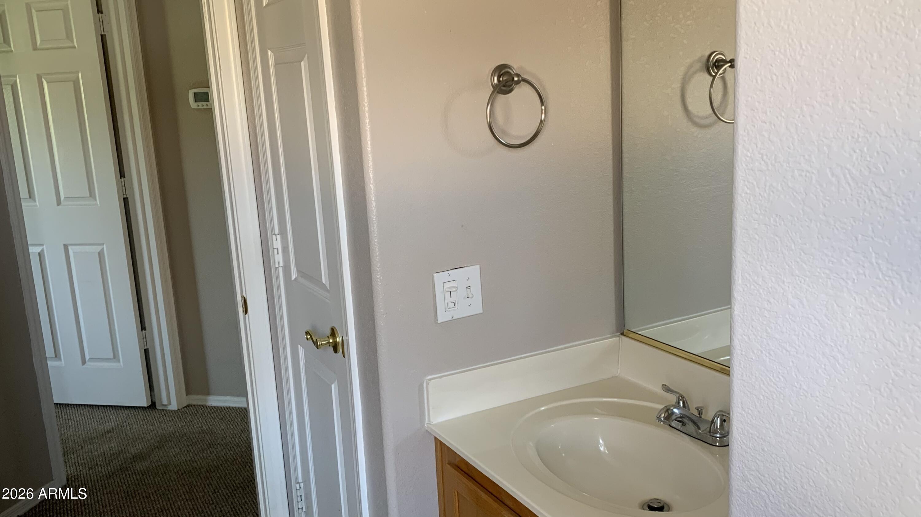10410 N CAVE CREEK Road 2100