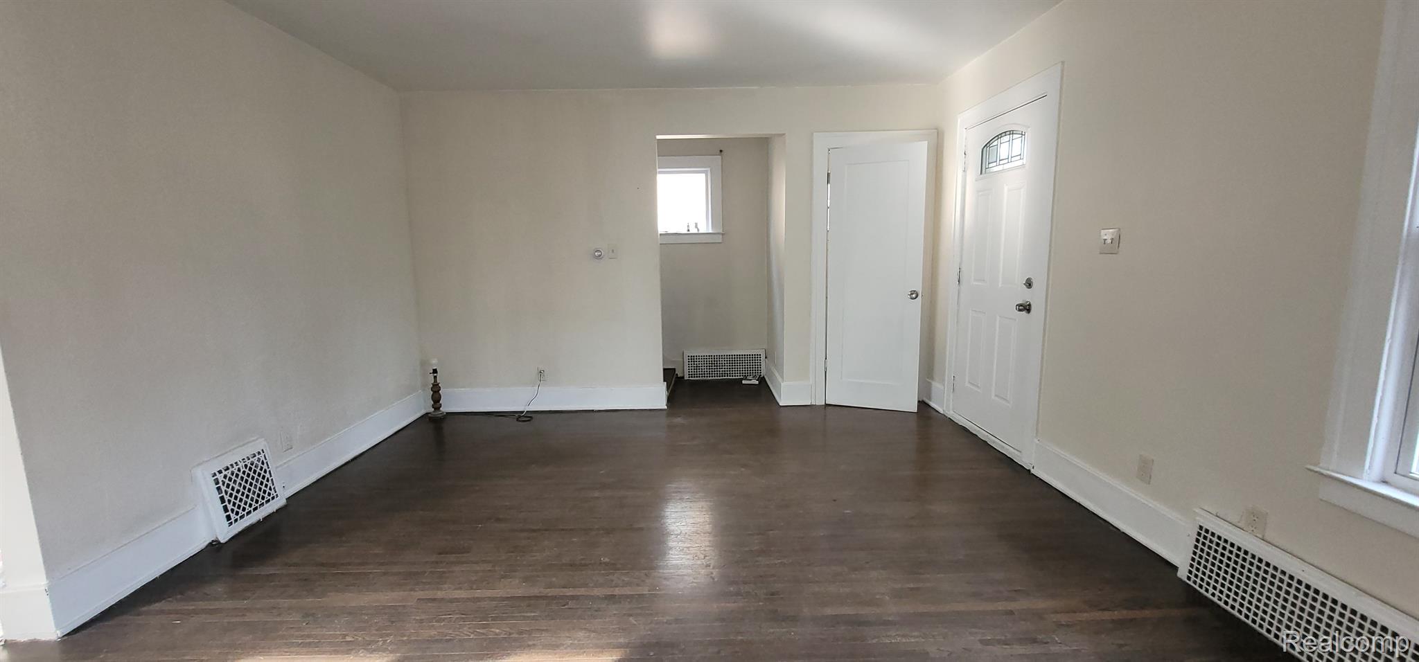 351 BALDWIN AVE