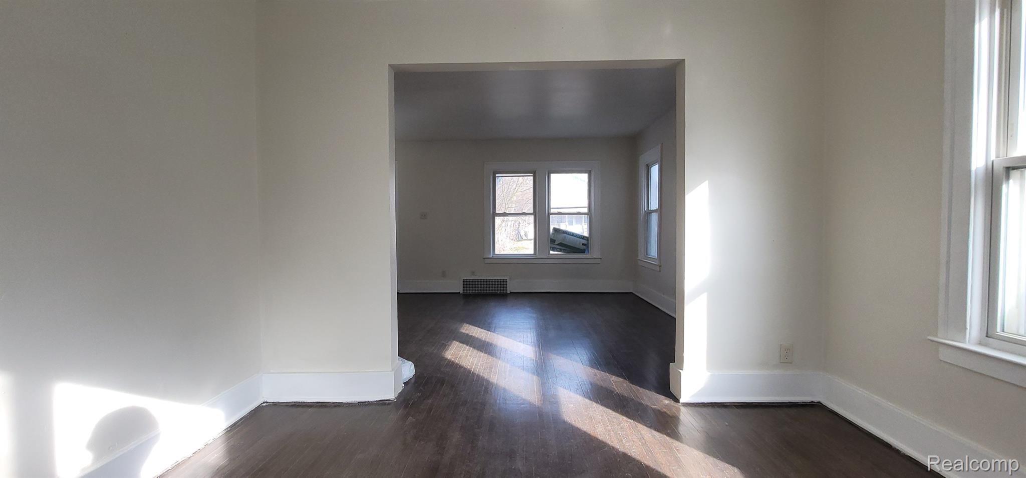 351 BALDWIN AVE