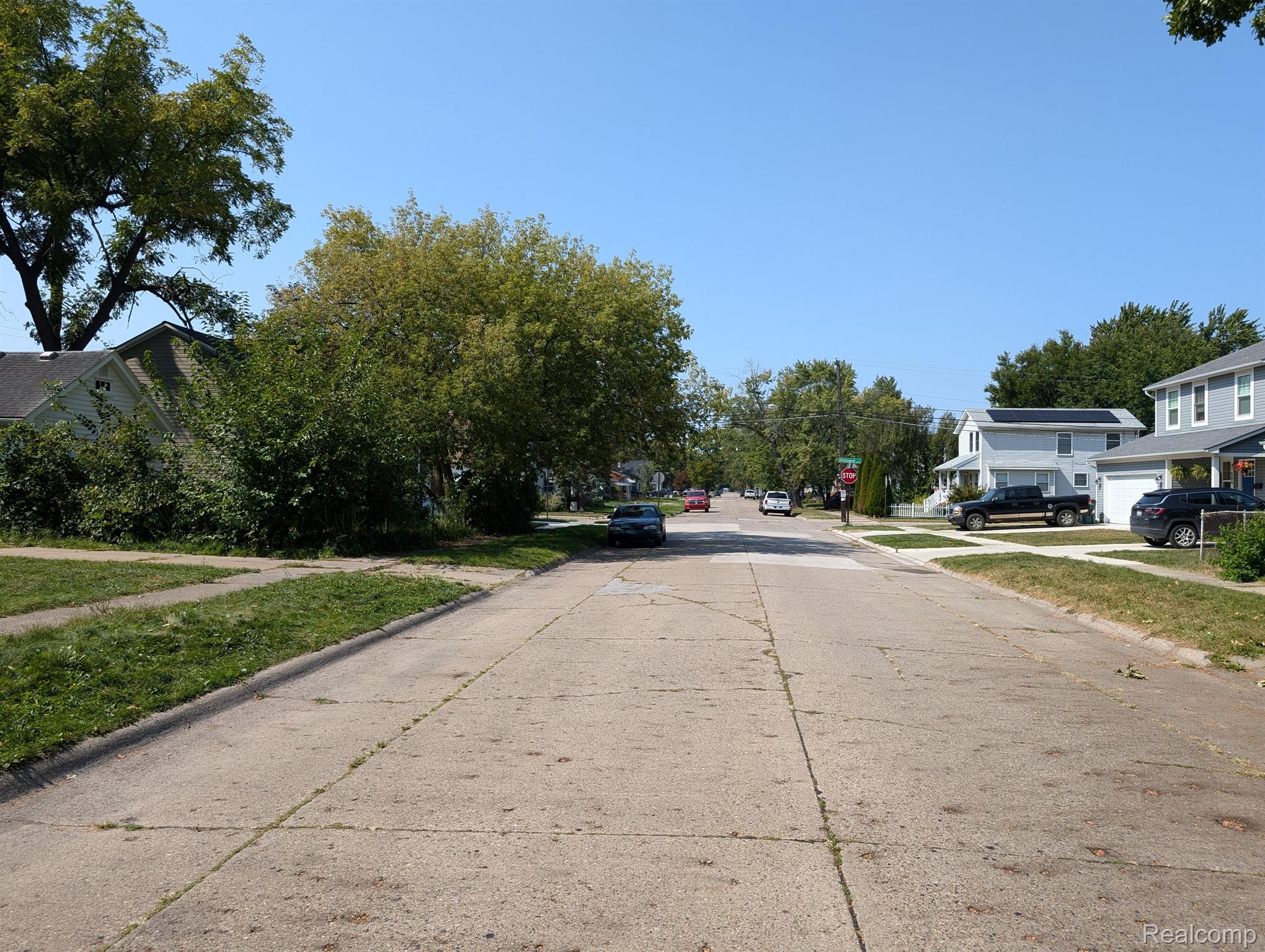544 E BERNHARD AVE