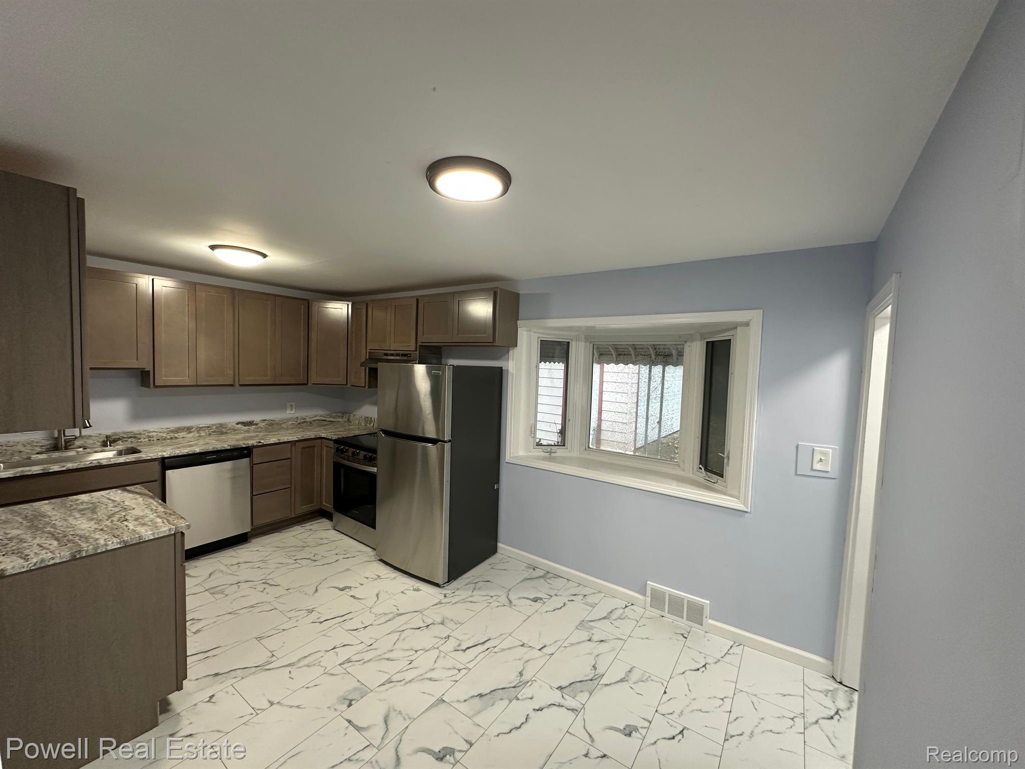175 VERNON DR