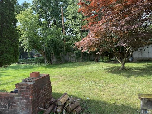 483 Pearsall Avenue