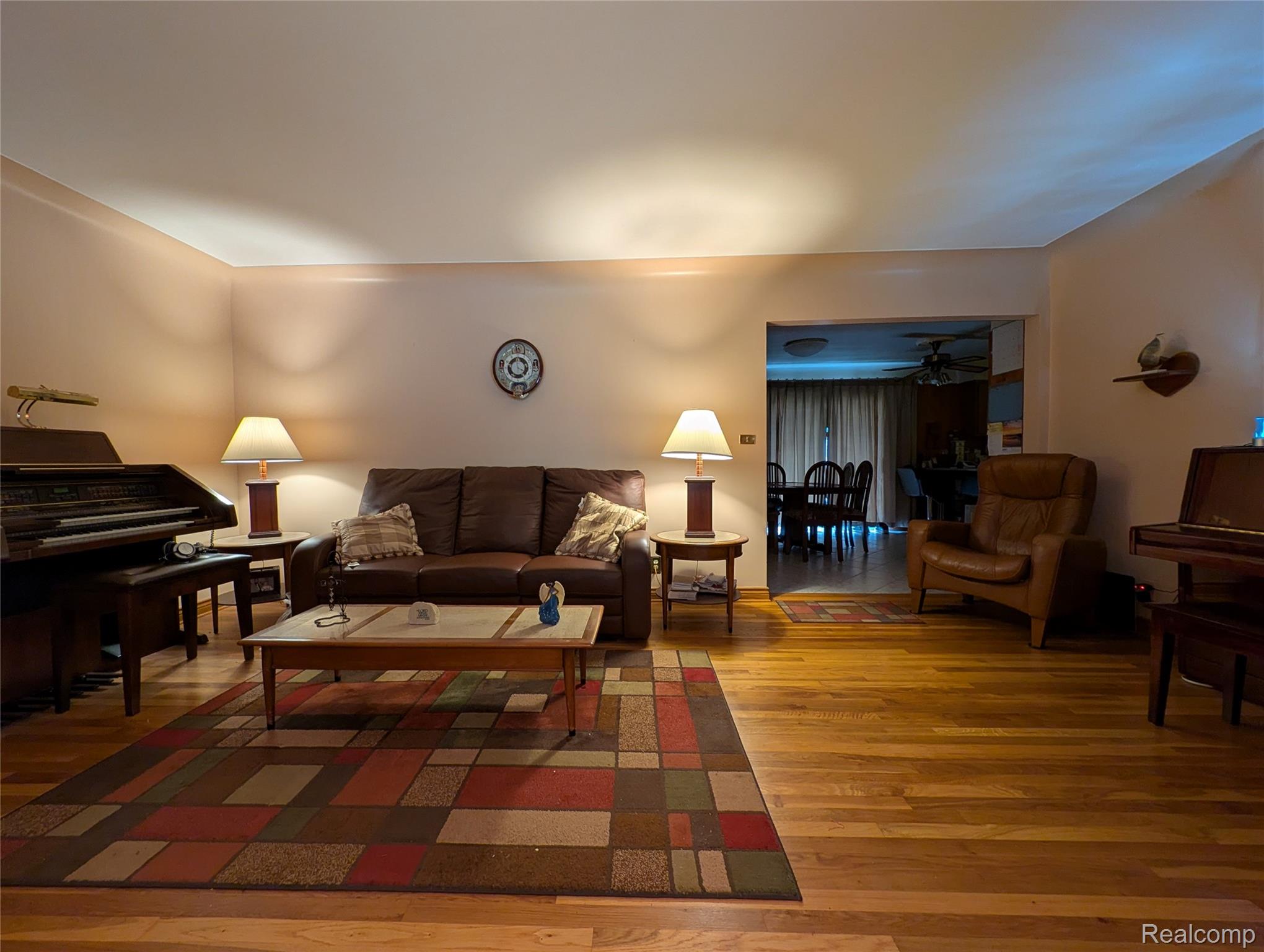 200 Astorwood