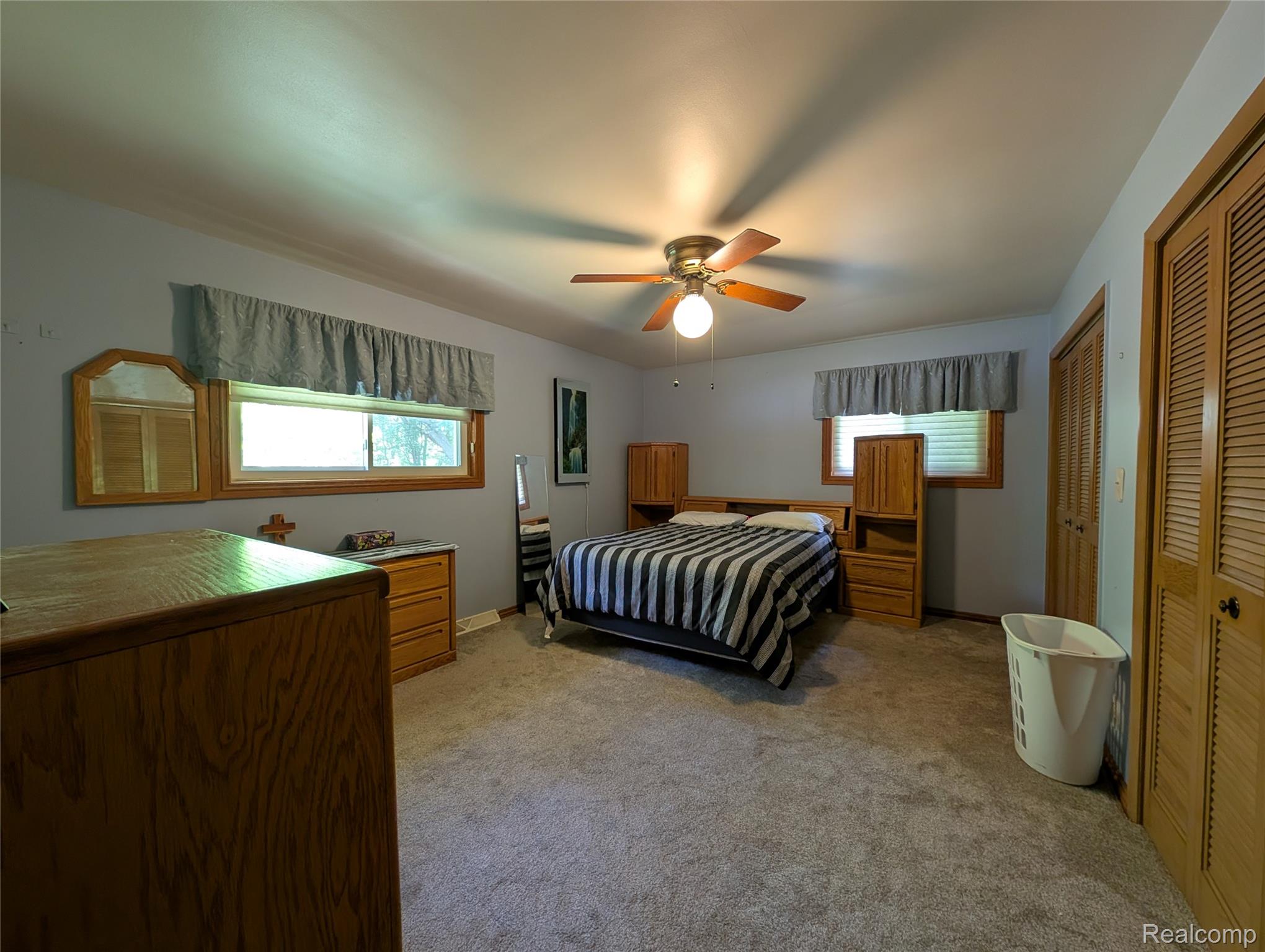 200 Astorwood