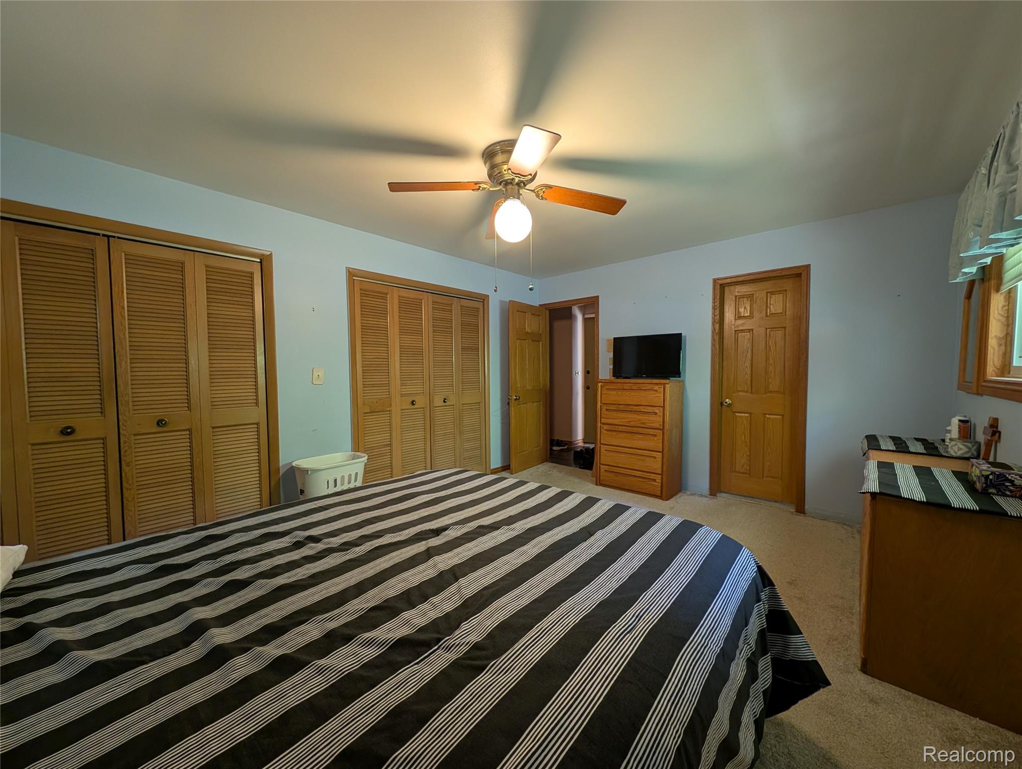 200 Astorwood
