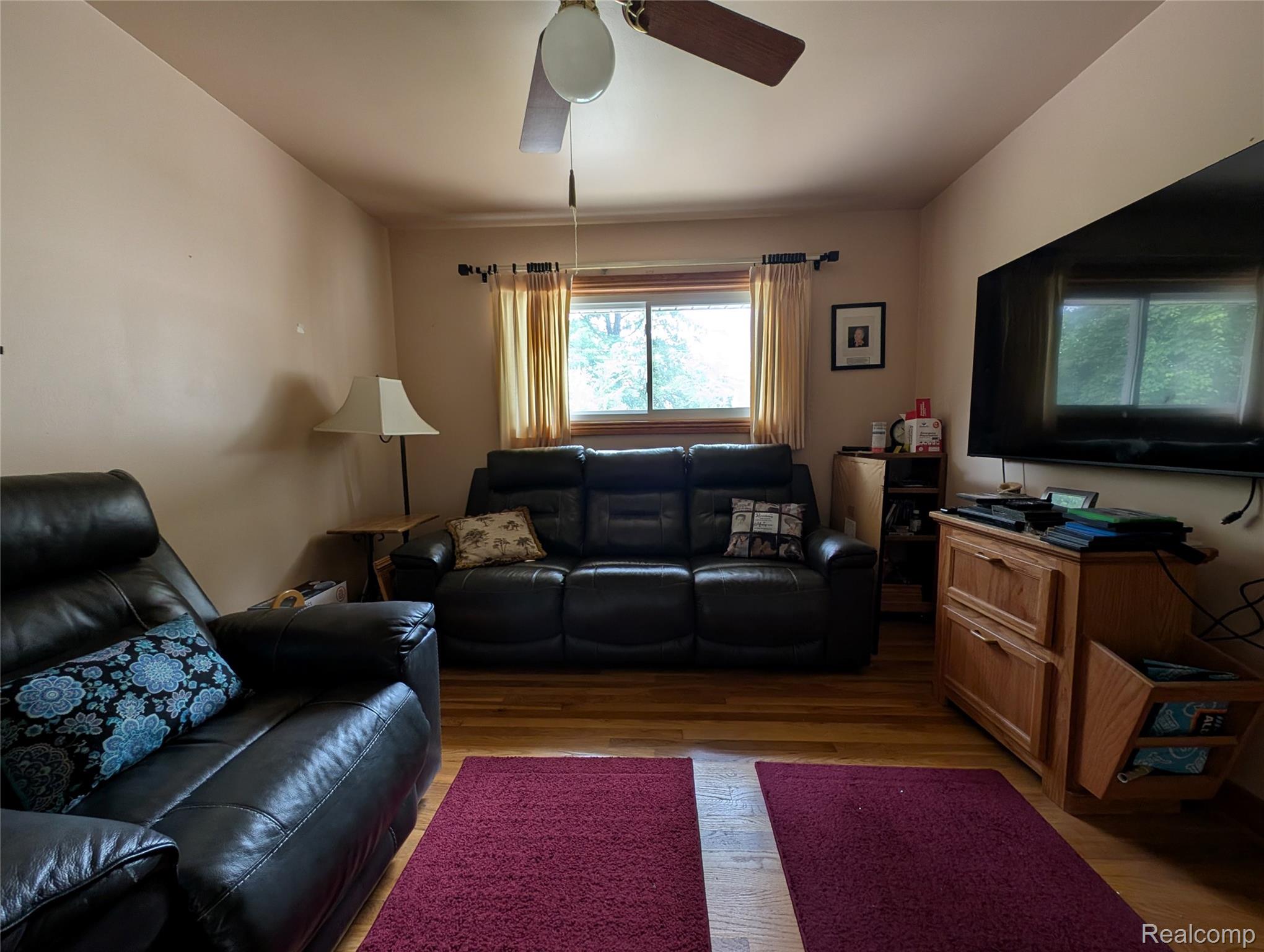 200 Astorwood