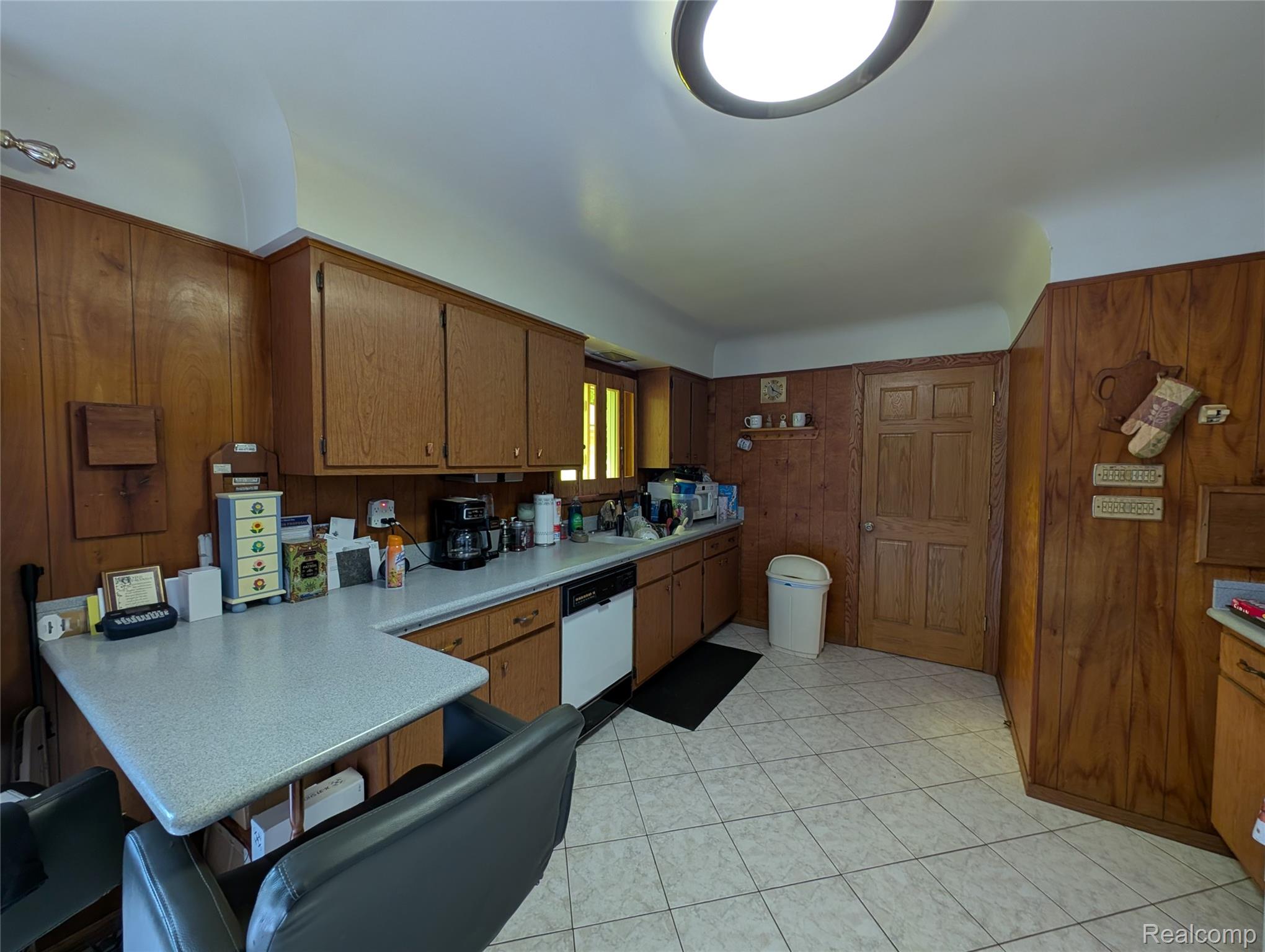 200 Astorwood