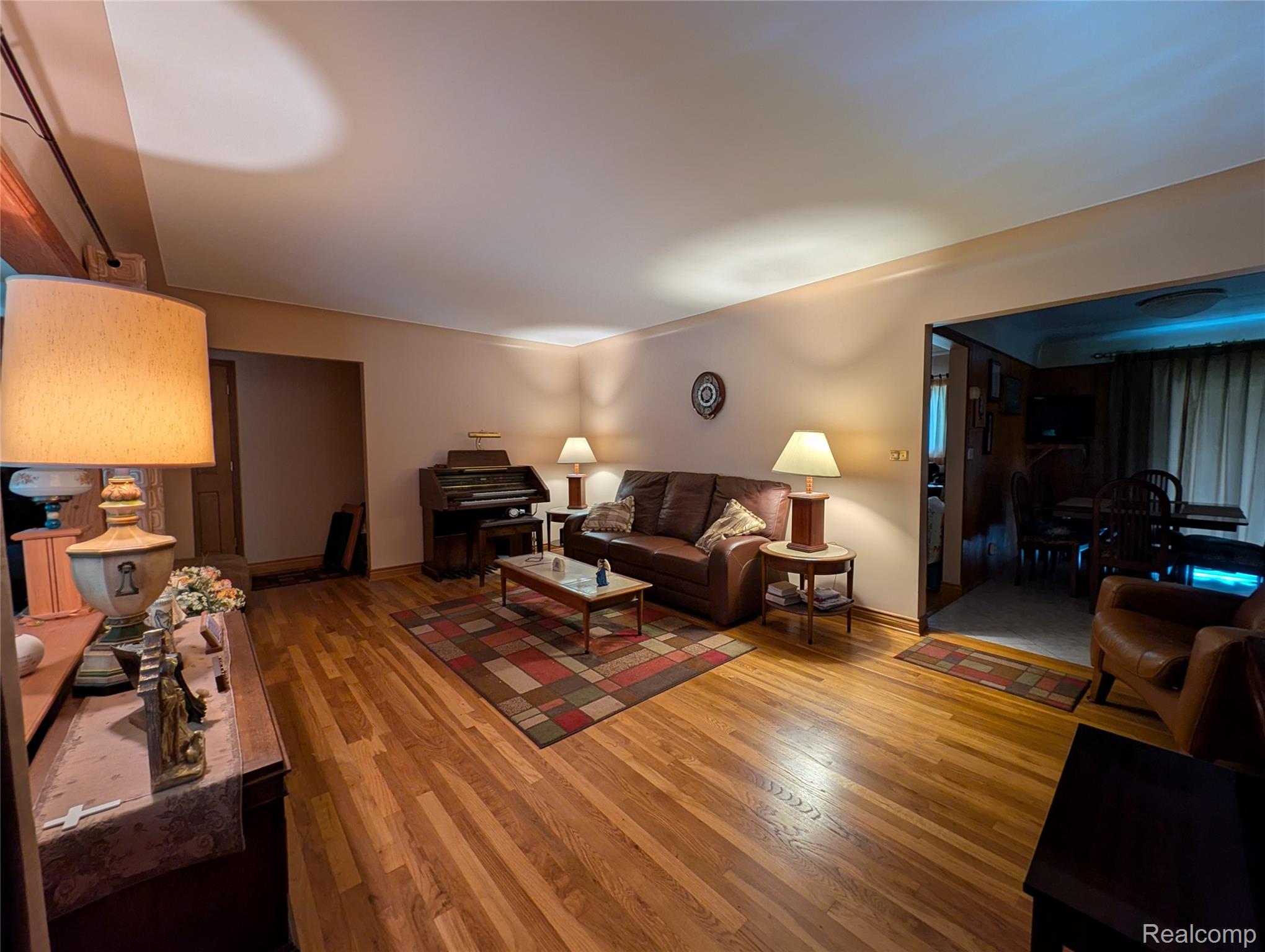 200 Astorwood