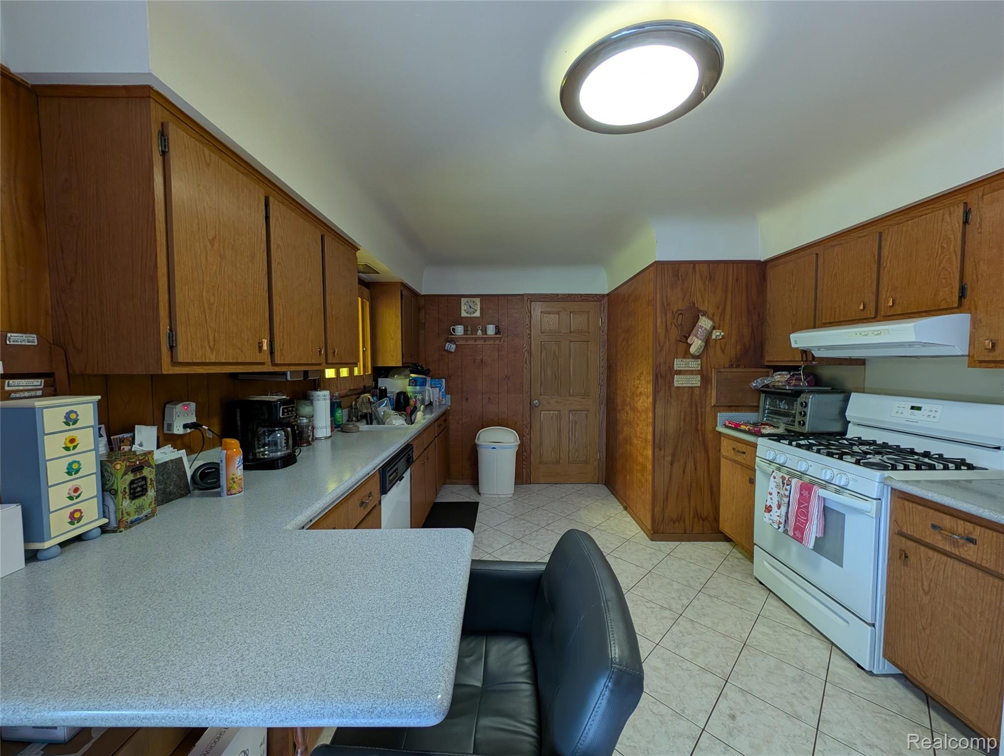 200 Astorwood