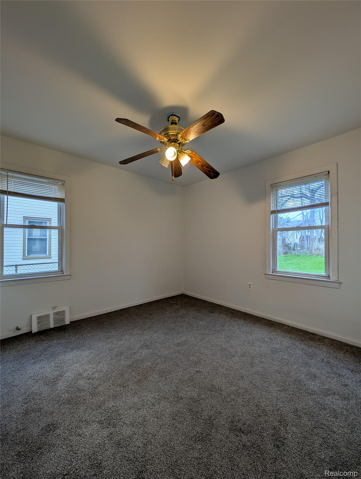 305 South Boulevard W