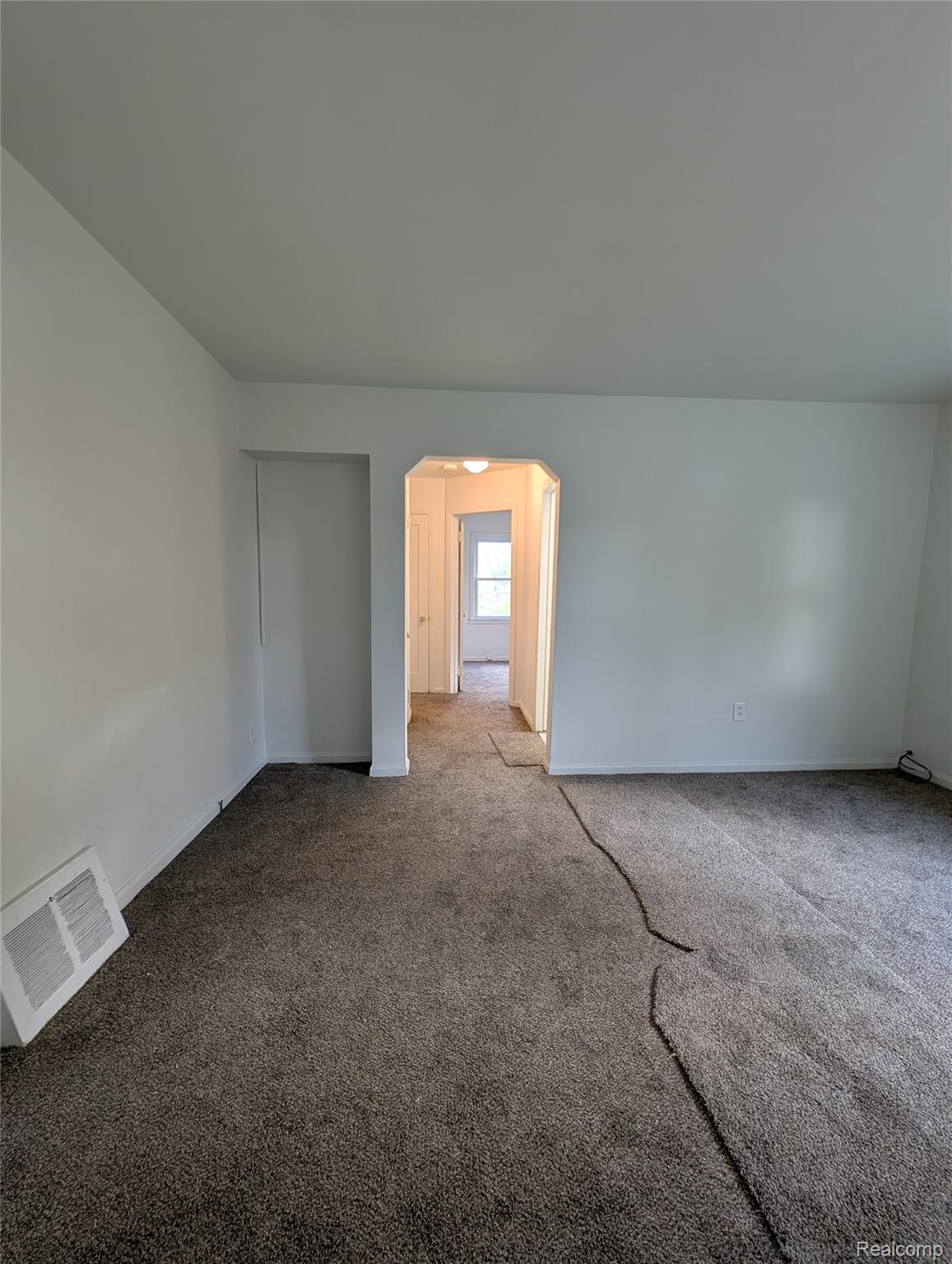 305 South Boulevard W