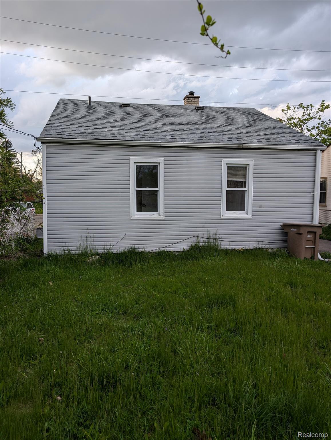 305 South Boulevard W