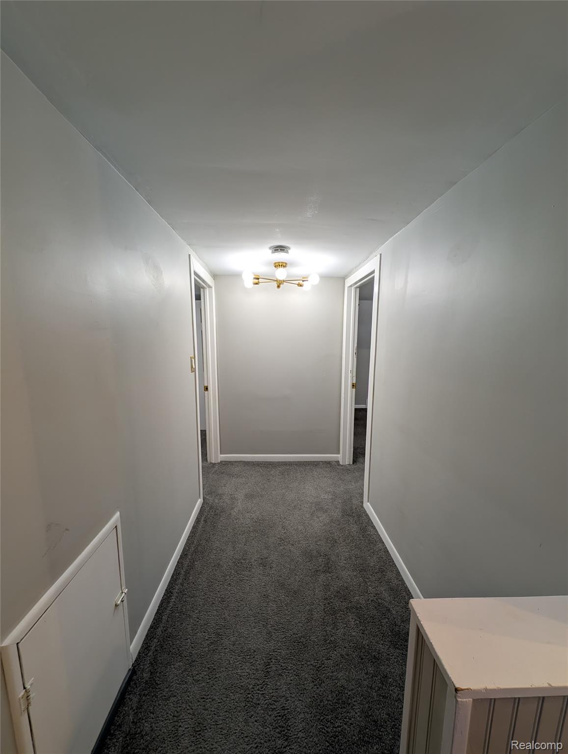263 W Ann Arbor Avenue