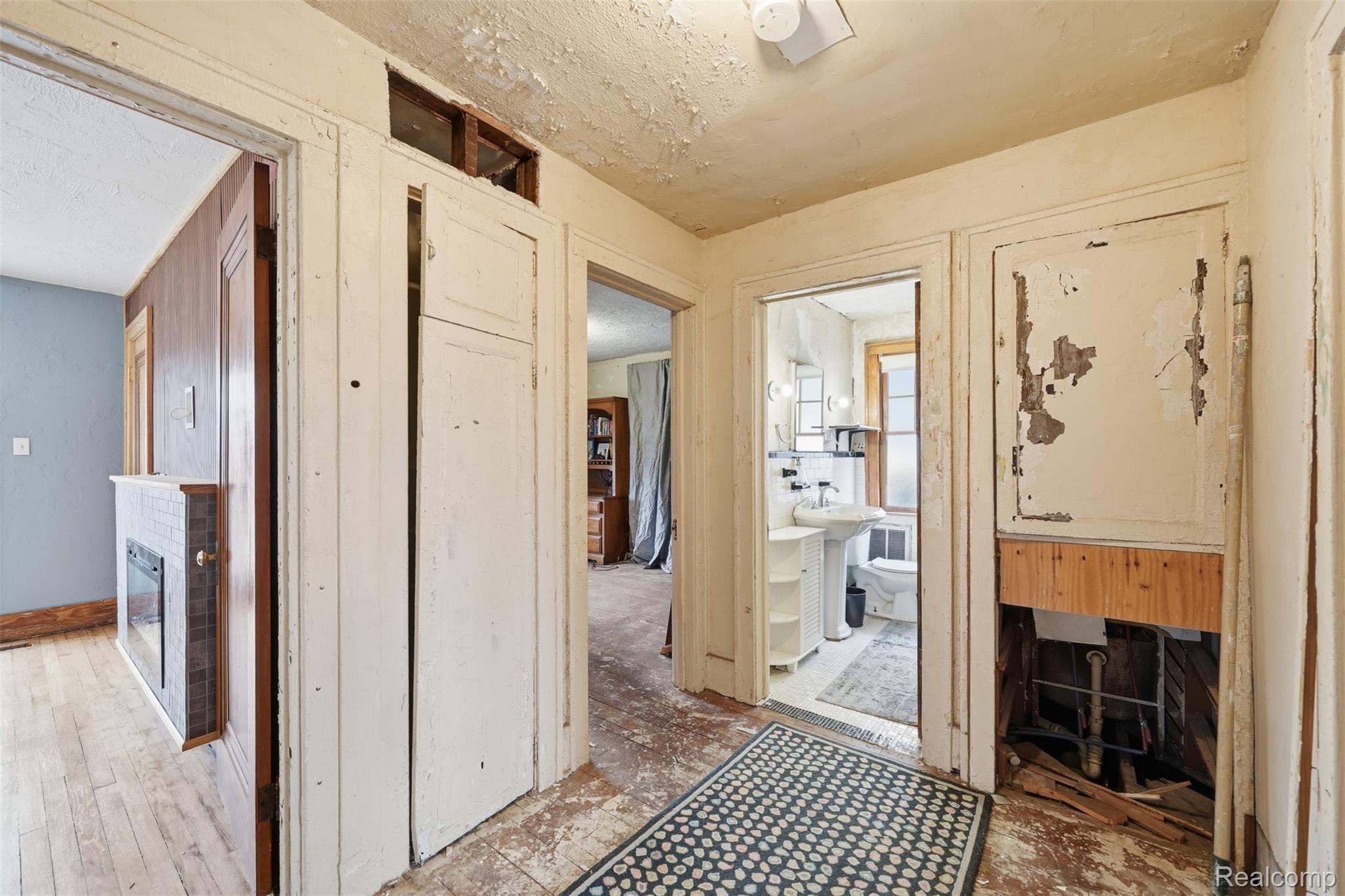3275 Collingwood Street