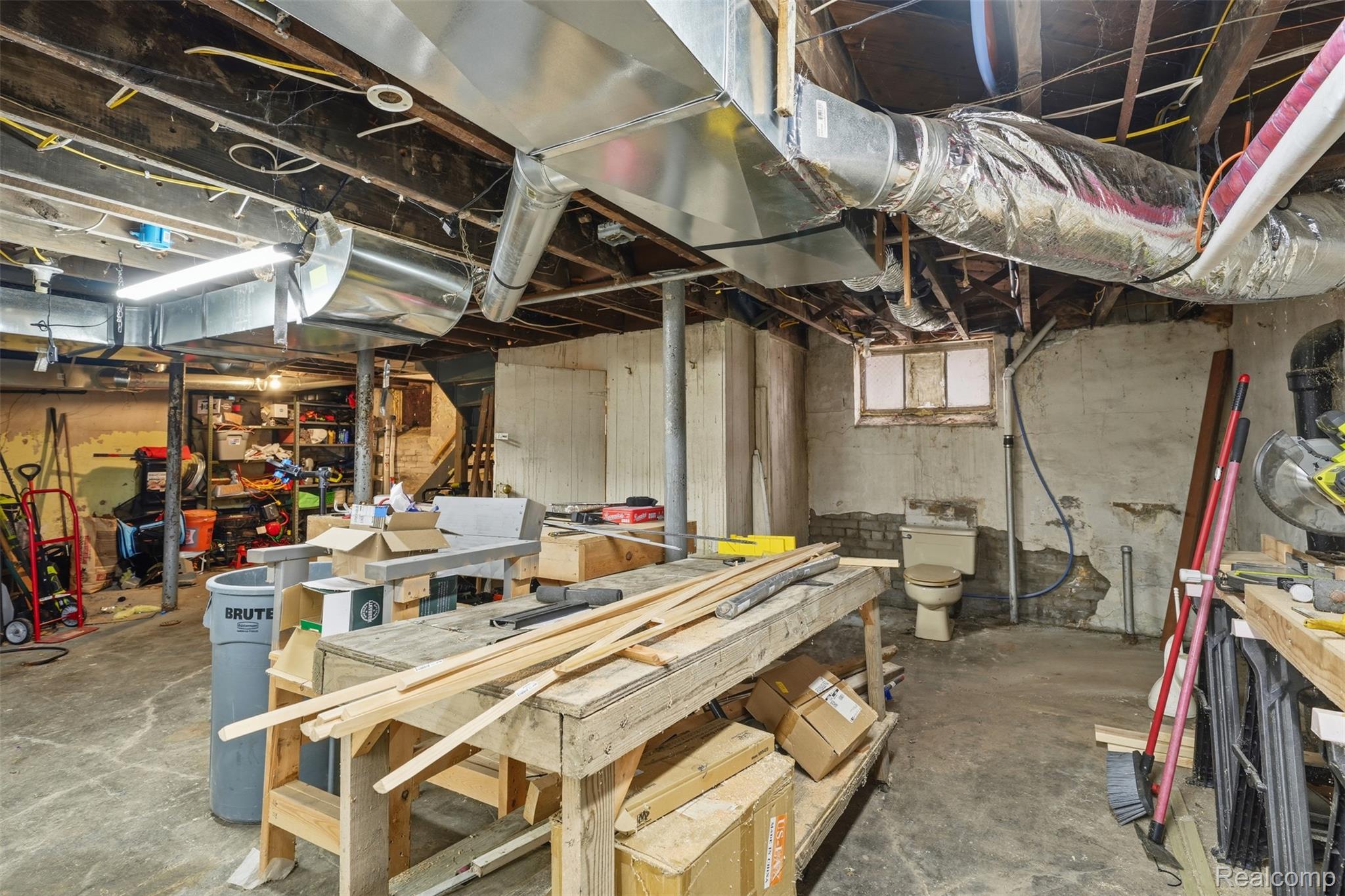 3275 Collingwood Street