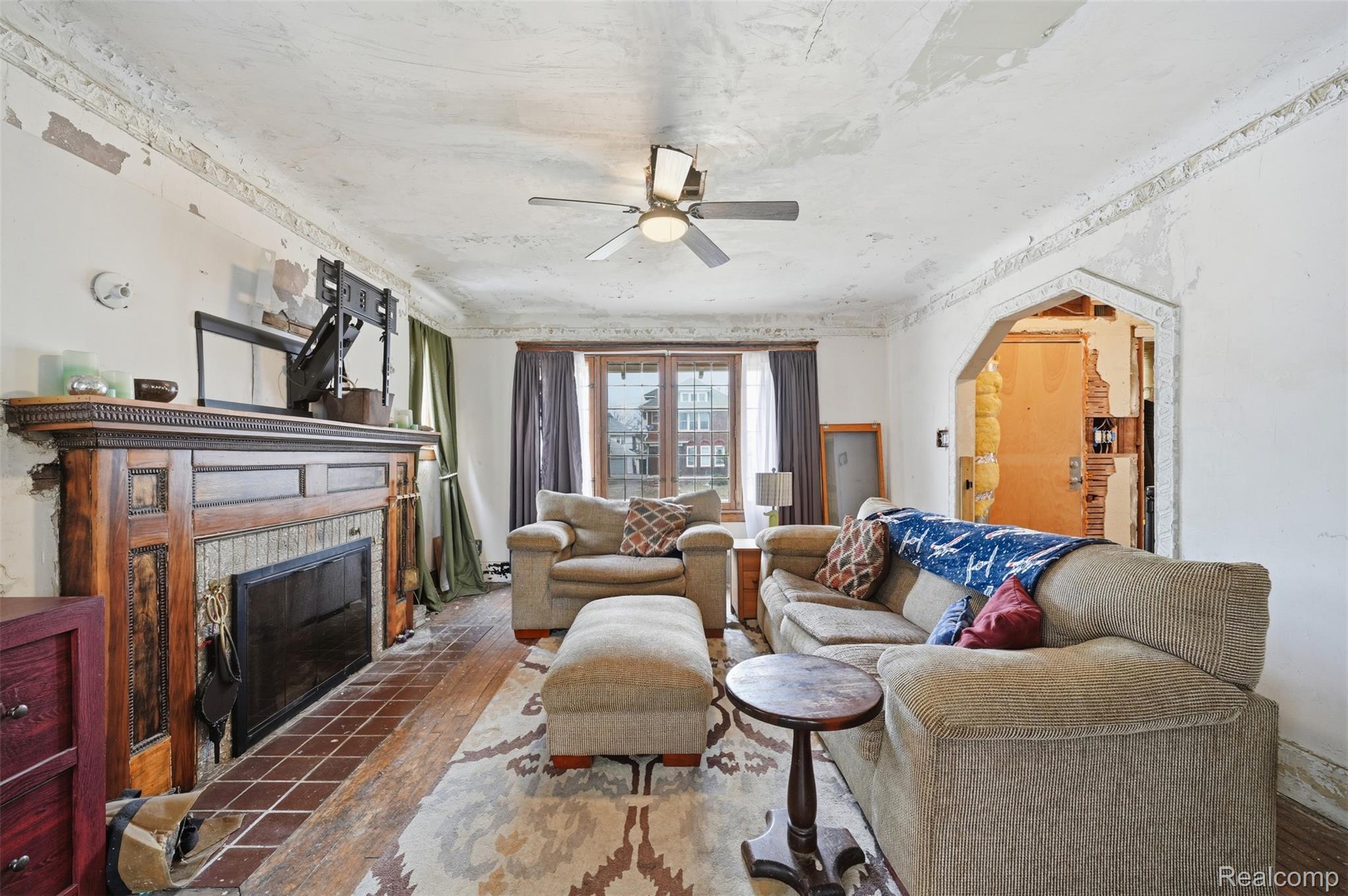 3275 Collingwood Street