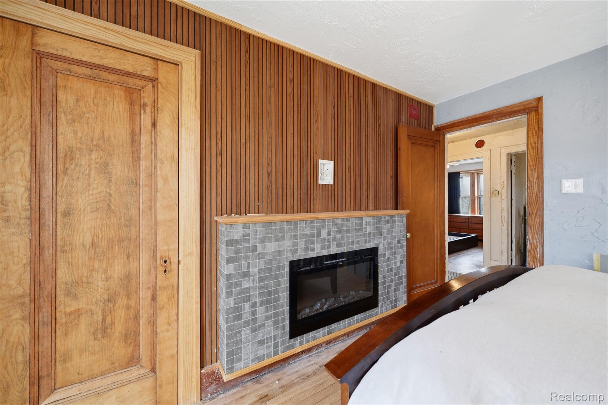 3275 Collingwood Street
