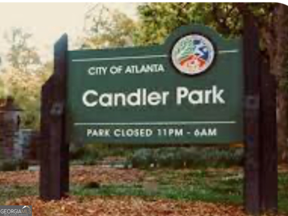 457 Parkway Drive NE