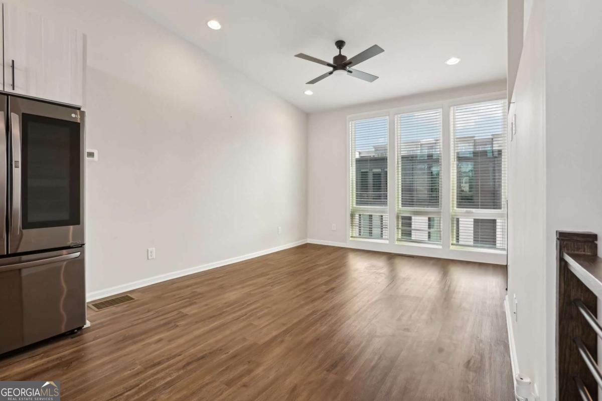 457 Parkway Drive NE