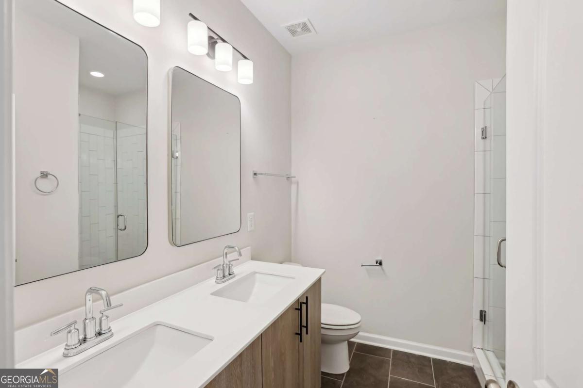 457 Parkway Drive NE