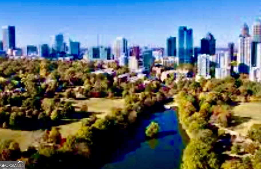 457 Parkway Drive NE