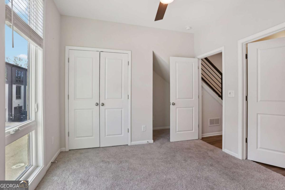 457 Parkway Drive NE