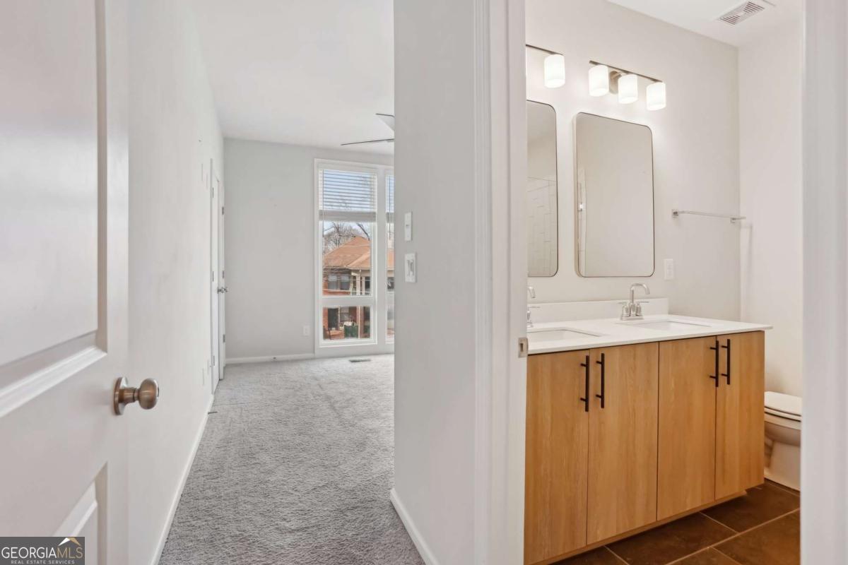 457 Parkway Drive NE