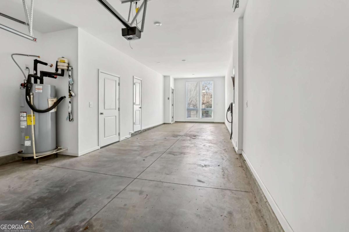 457 Parkway Drive NE