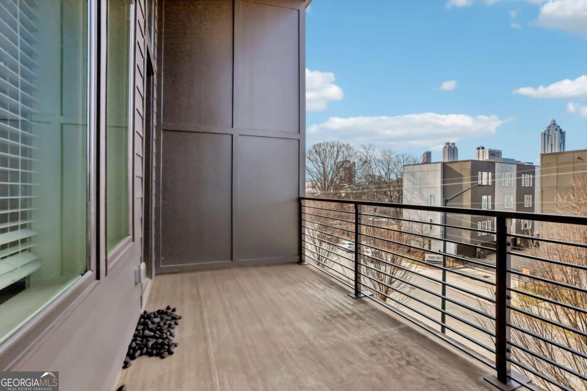 457 Parkway Drive NE