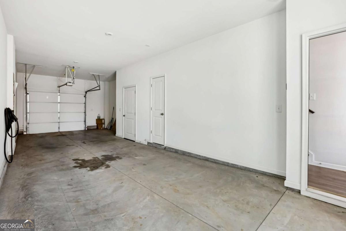 457 Parkway Drive NE