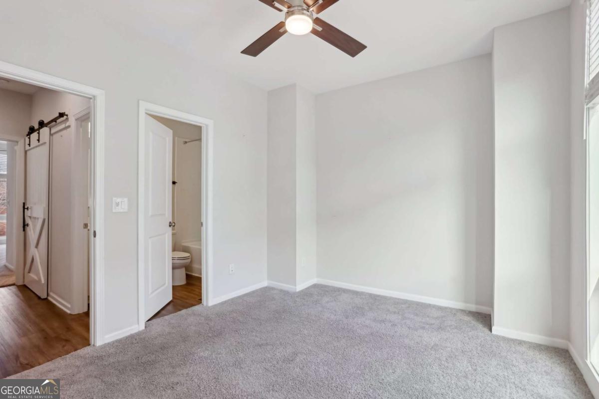 457 Parkway Drive NE