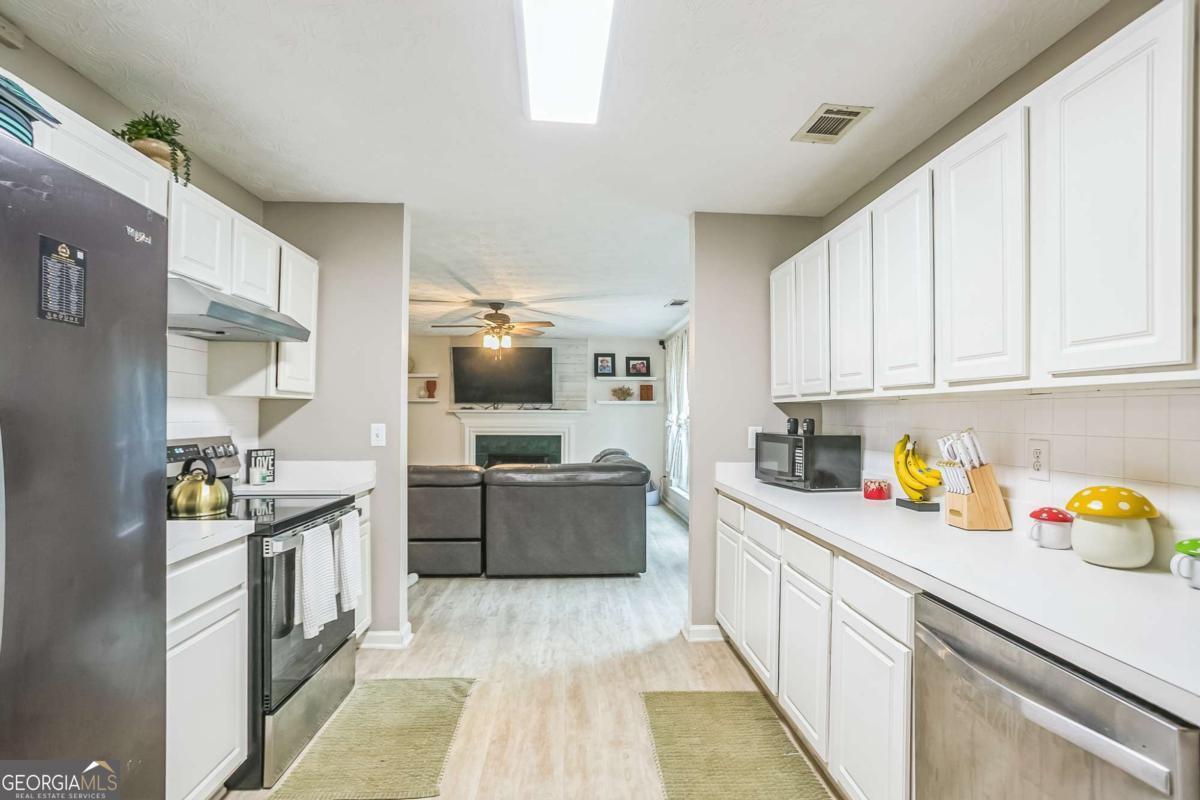 2415 Hamilton Parc Lane