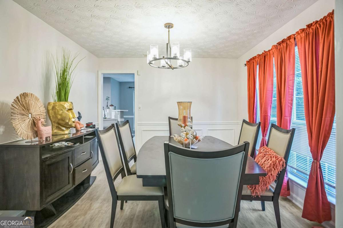 2415 Hamilton Parc Lane