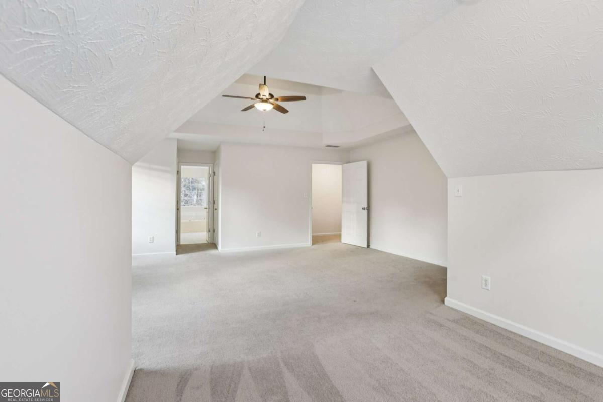 2415 Hamilton Parc Lane