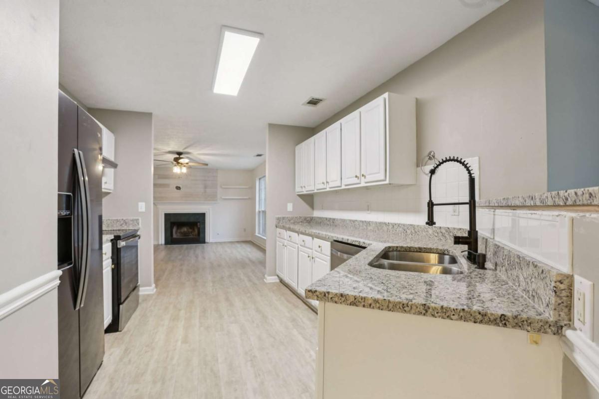 2415 Hamilton Parc Lane