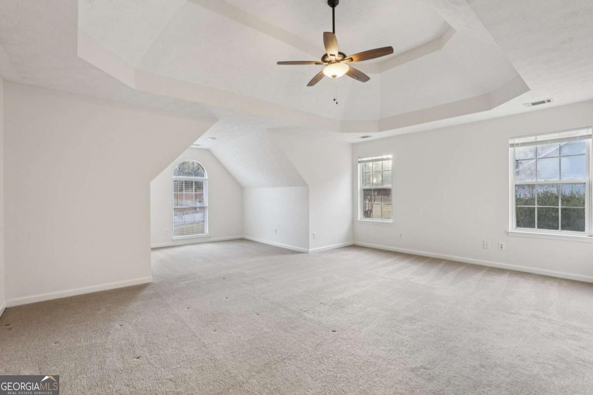 2415 Hamilton Parc Lane