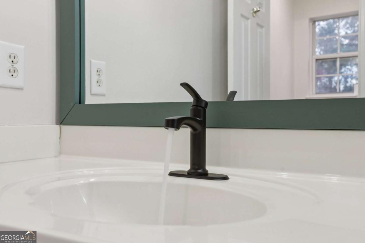 2415 Hamilton Parc Lane